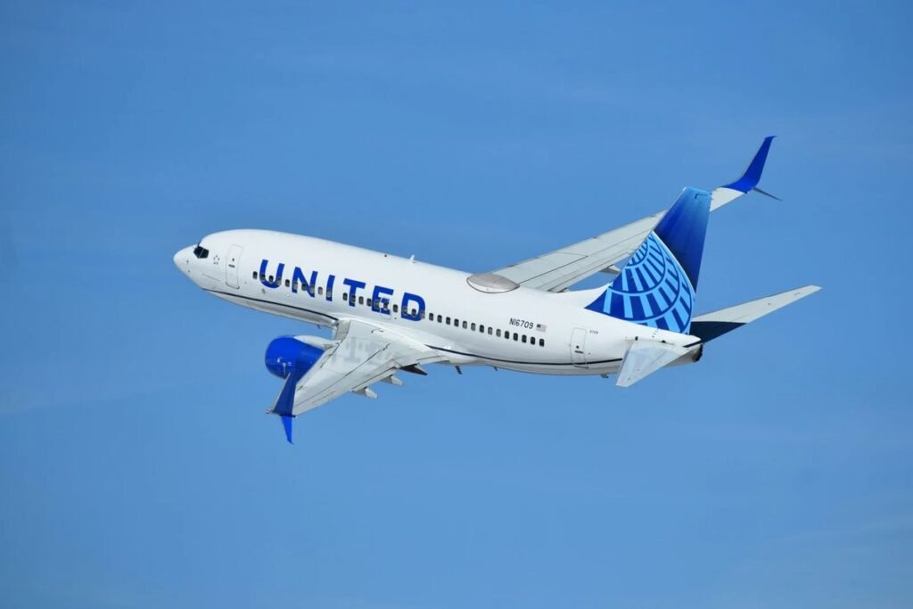 United-Airlines-MileagePlus-2026-Elite-Status-Earning-Miles-and-Award-Flights-from-London-Explained