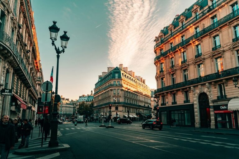 11 Touristy Things To Do in Paris That Are Absolutely Worth It