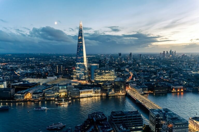Don’t Pay to Sightsee 20 Epic Free Spots in London for Your Instagram feed