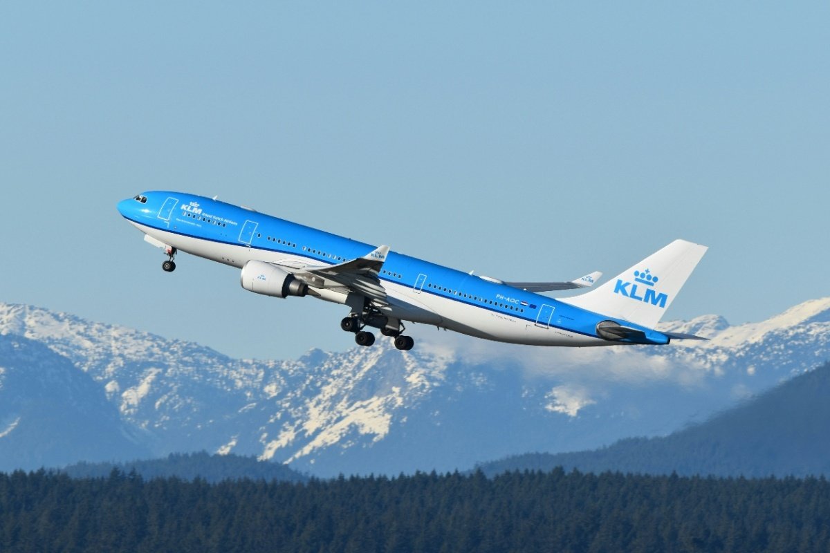 Expectation vs Reality What KLM Business Class Is Actually Like Right Now