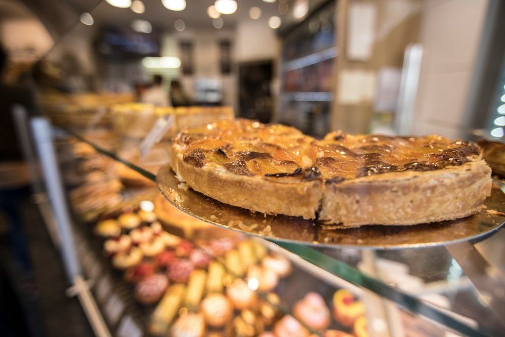 Lyon Bouchons, Quenelles and Praline Tart